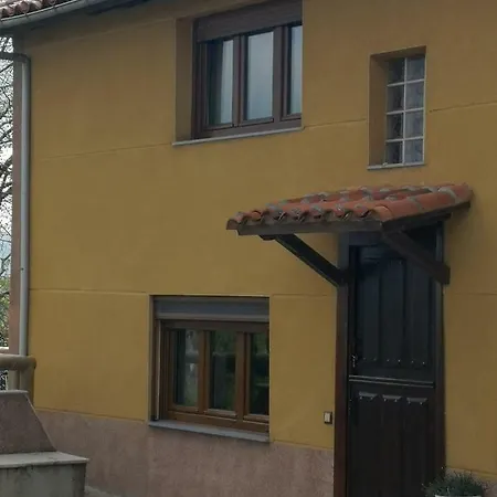 Casa Nueva Salas (Asturias)